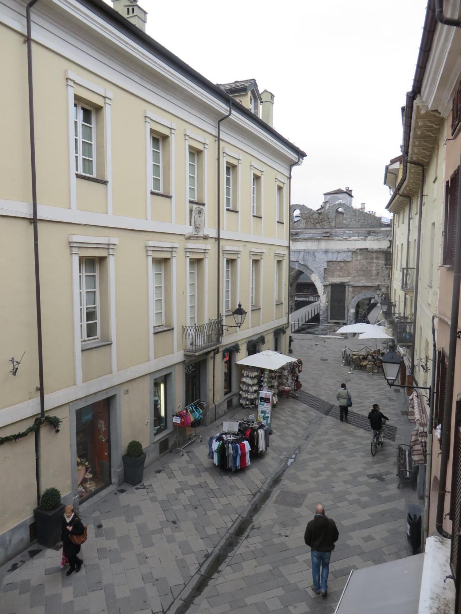 Alloggio Turistico Maison S Anselme Vda Aosta Cir 0015 Eksteriør billede